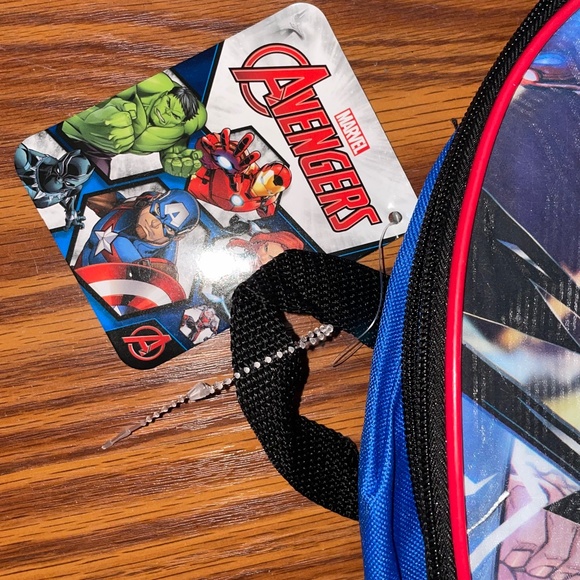 Marvel Avengers Backpack with Detachable Lunchbox - Picture 13 of 13